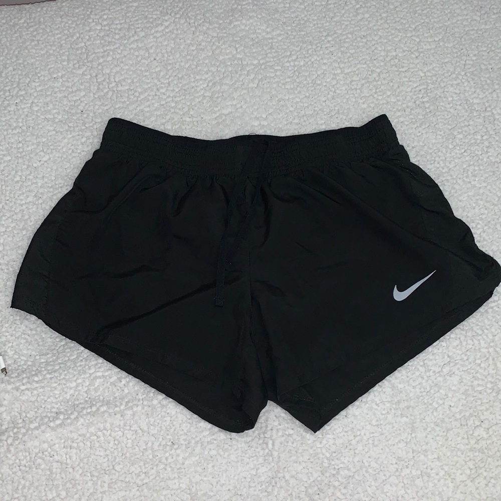 Nike Dri-Fit lined running short, Medium